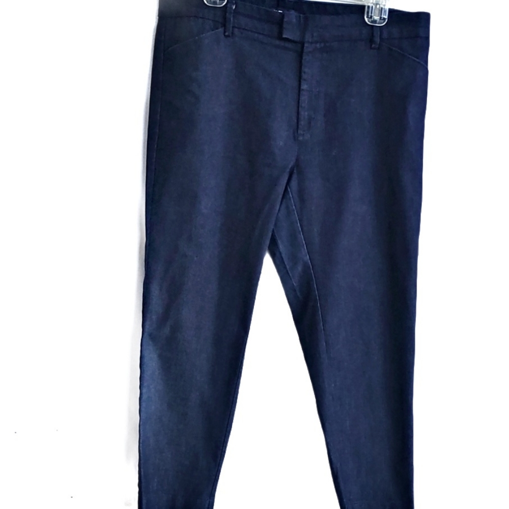 Gap straight leg. size 12 petite jeans